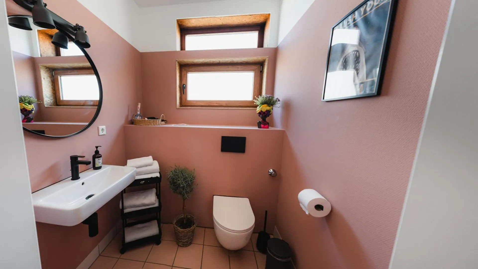 Die Badeanstalt I Loft Nuernberg I 5 Minuten Zu Fuss Zum Kostenlosen Naturbad I Messenaehe I Waldnaehe Postbauer-Heng Сasa de vacaciones